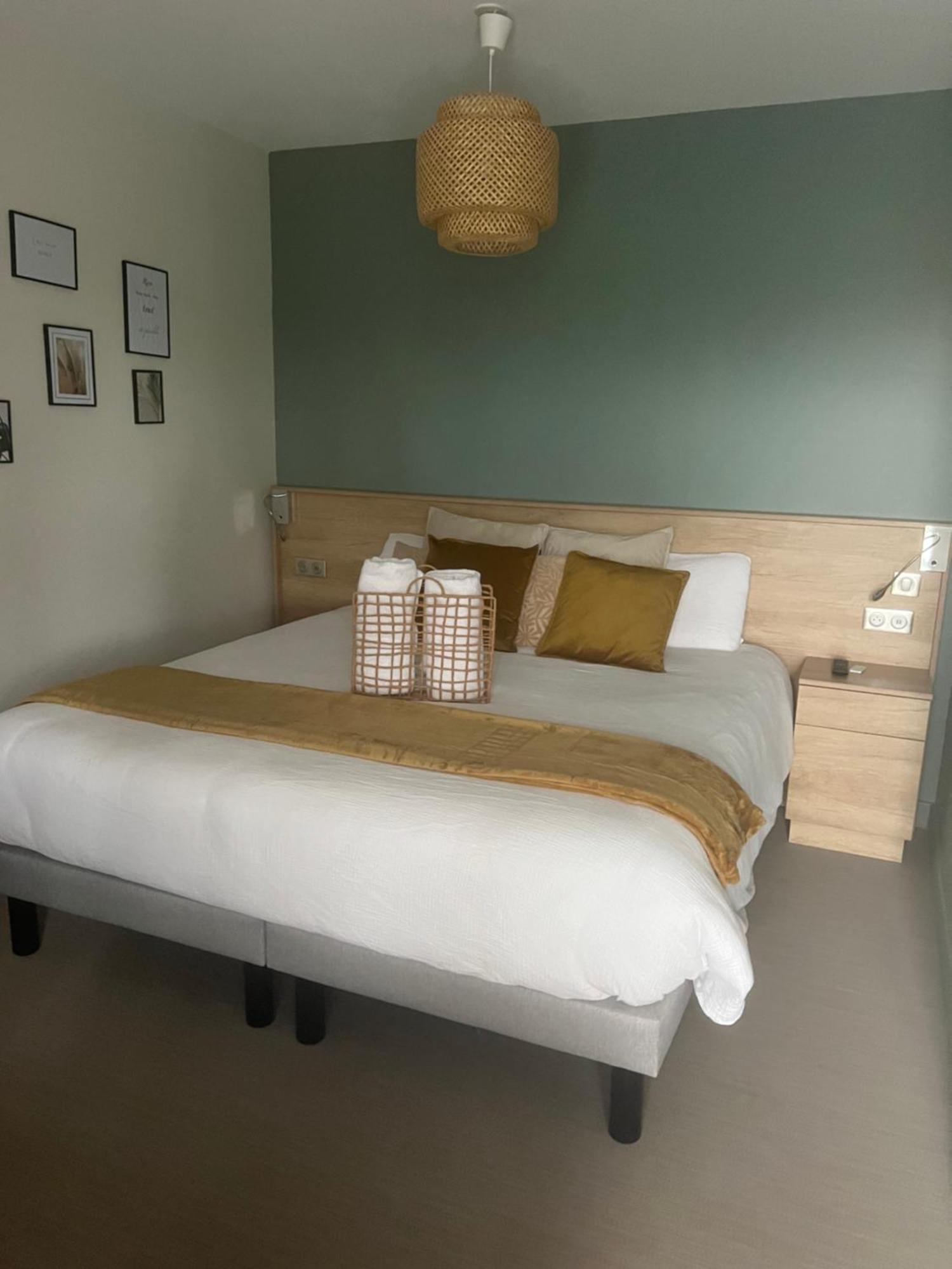 Chambre privatisée L’Ermitage vue sur la mayenne Château-Gontier Exterior foto